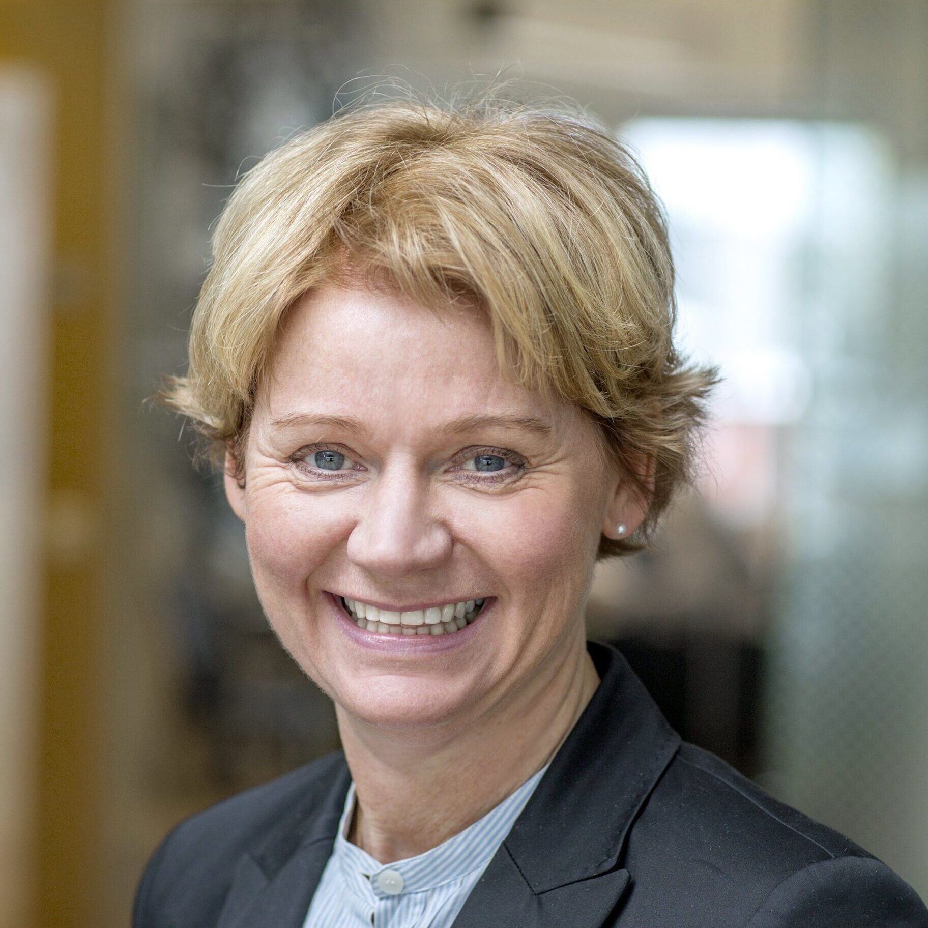 Att vara kommunikatör i offentlig sektor - en balansakt